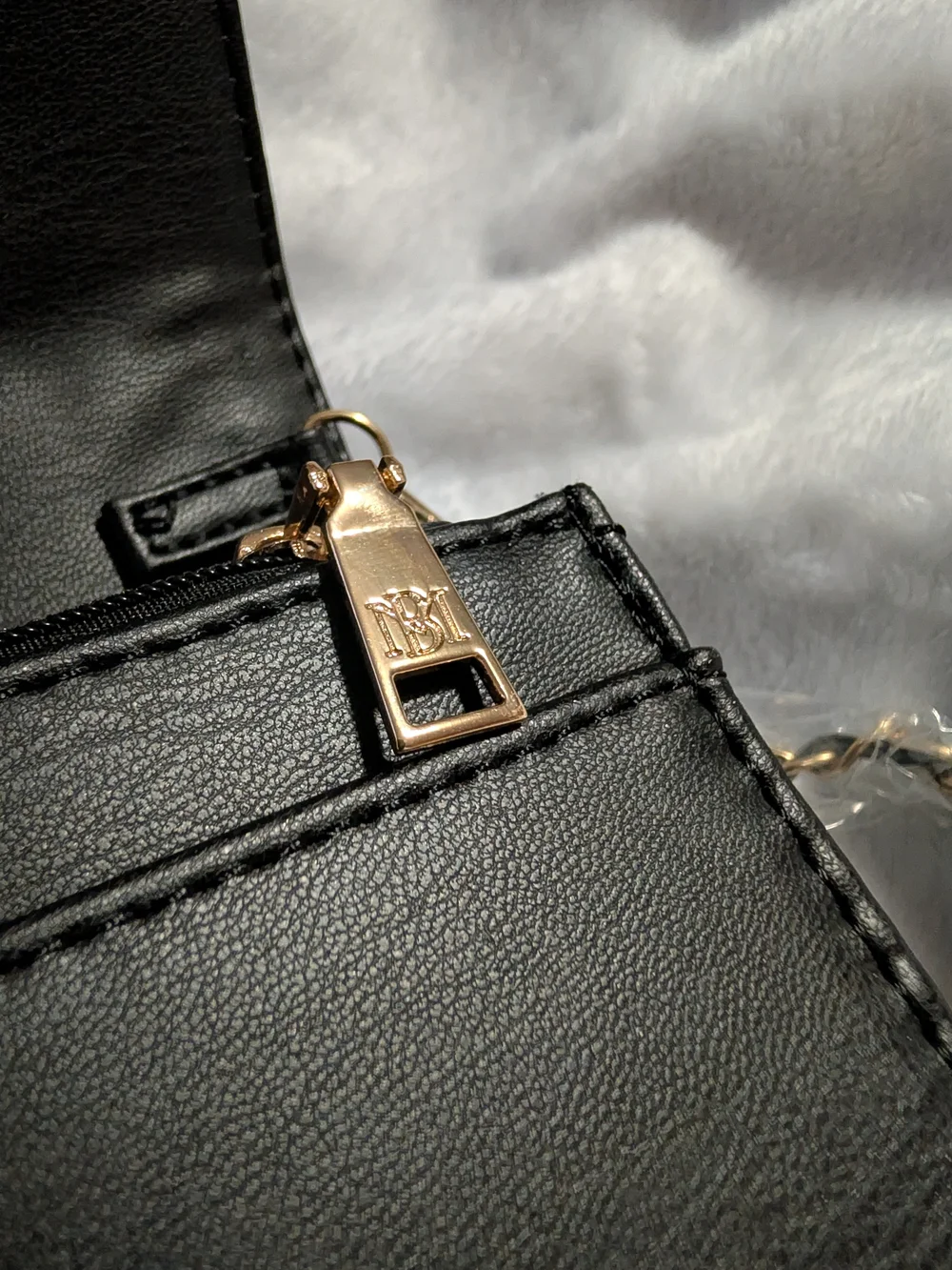 Black Sequin Crossbody Bag with Chain Strap